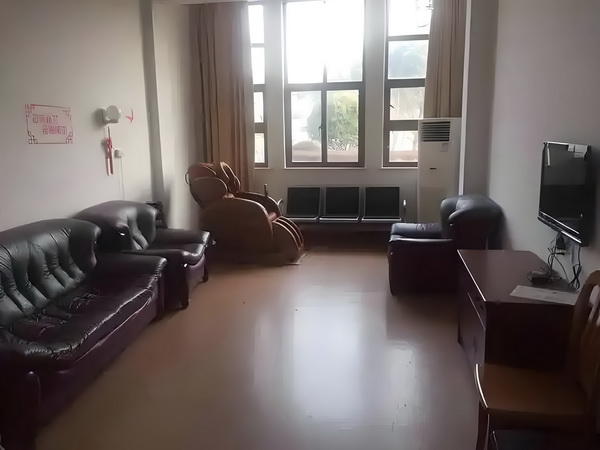 《凡人修仙传》开播，展现平凡少年成长之旅